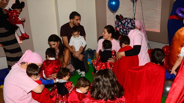 Topal çiftinden anlamlı doğum günü