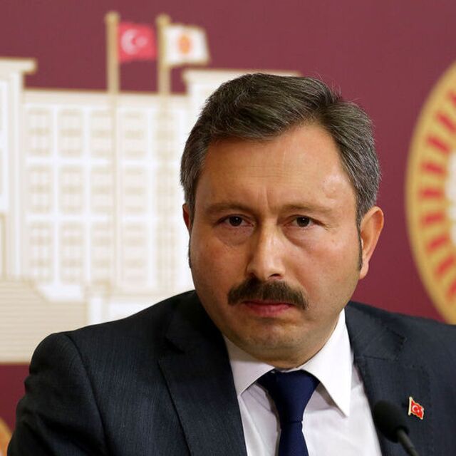 AK Partili o vekil istifasını TBMM'ye sundu