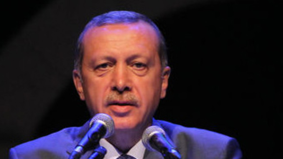 Başbakan'dan 28 Şubat hatırlatması!