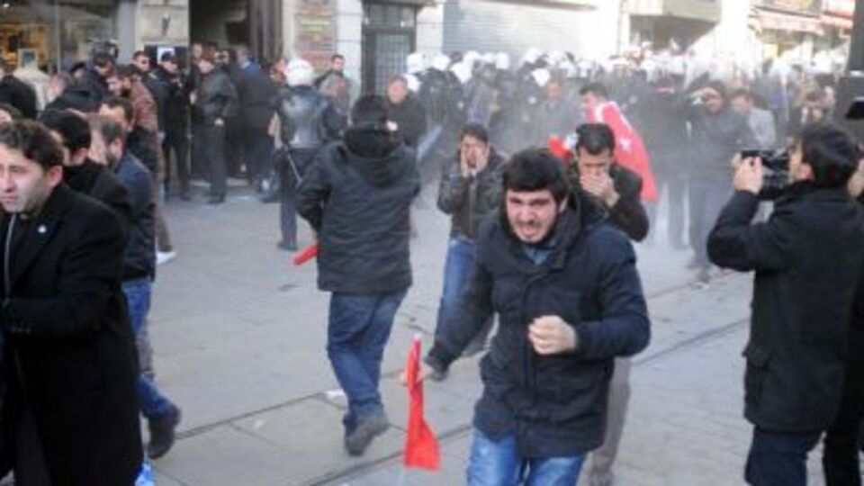 Beyoğlu'nda polis müdahalesi!