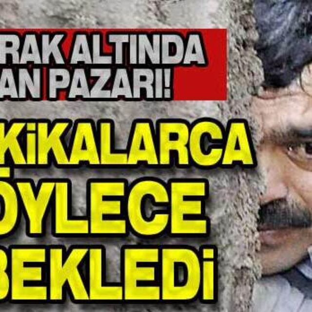 Dakikalarca öylece bekledi