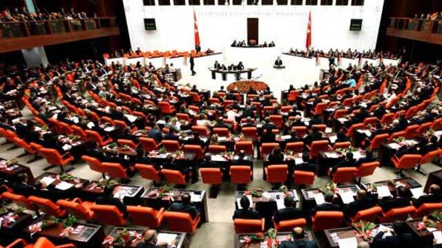 Meclis karıştı!