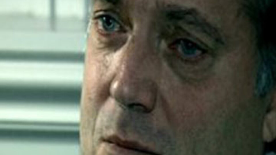 Cem Uzan gözyaşlarını tutamadı