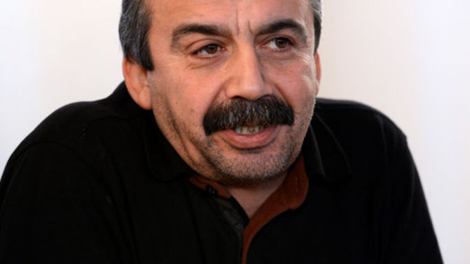 Sırrı Süreyya mal varlığını açıkladı