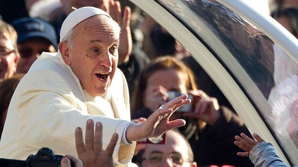 Time Papa Franciscus'u yılın kişisi seçti