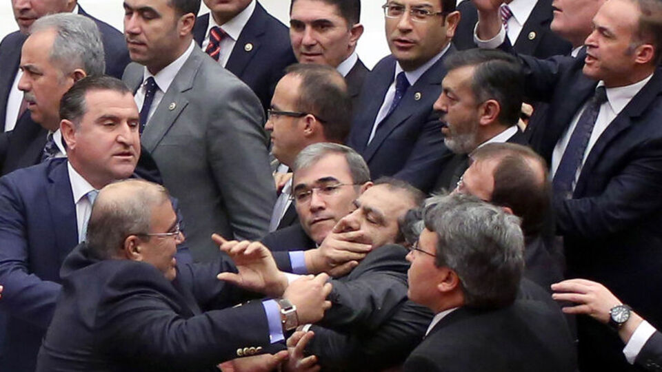 Meclis'te ağza alınmayacak küfürler