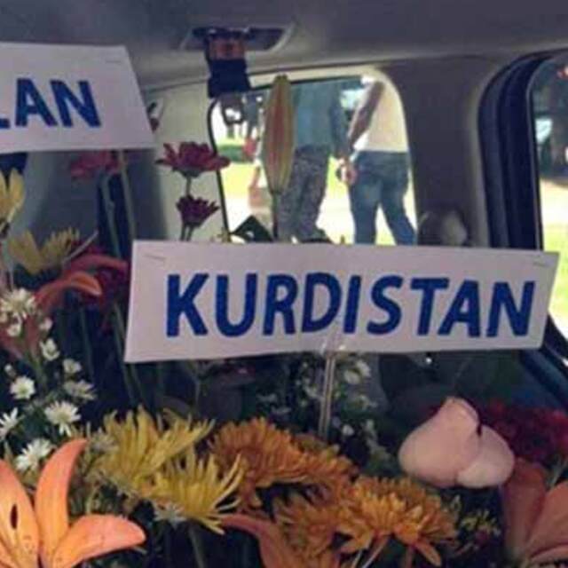 Öcalan'dan Mandela'ya 'Kürdistan' yazan çiçek