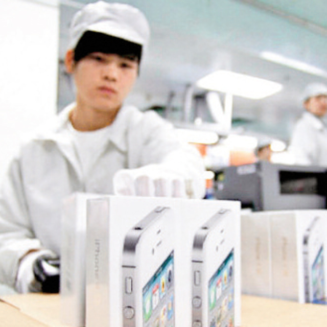 iPhone fabrikasında 15 yaşındaki çocuk işçi öldü!