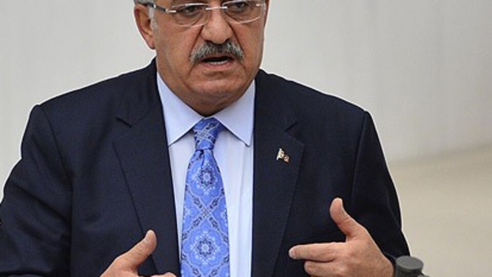 "Yurtdışı çıkış harcı kaldırılabilir"