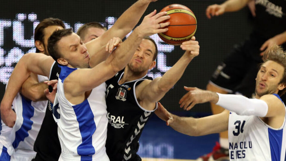 Dev maç Efes'in