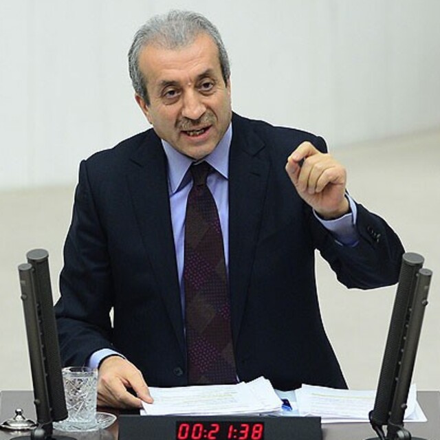 "Makamımda kimse zehirlenmedi"