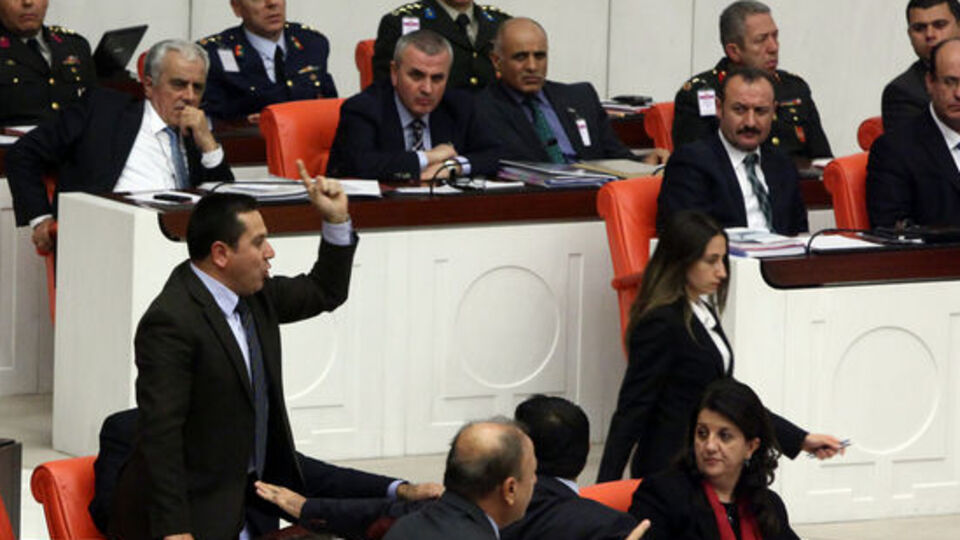 Meclis'te gerginlik!