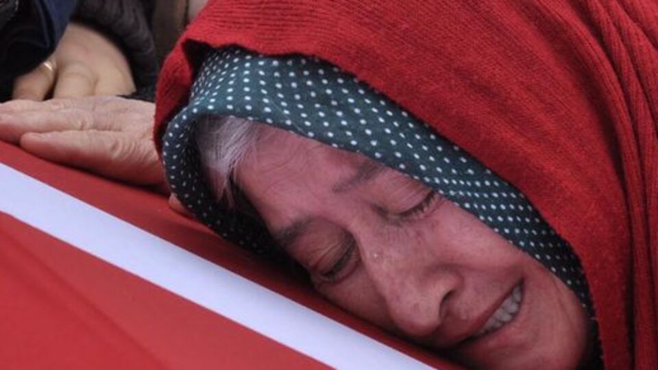 Gözyaşları sel oldu