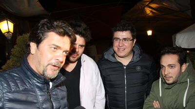 Beyaz ve 'üç adamı'!