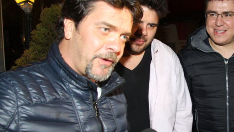 Beyaz ve 'üç adamı'!