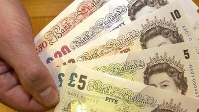 İngiltere plastik paraya geçiyor!