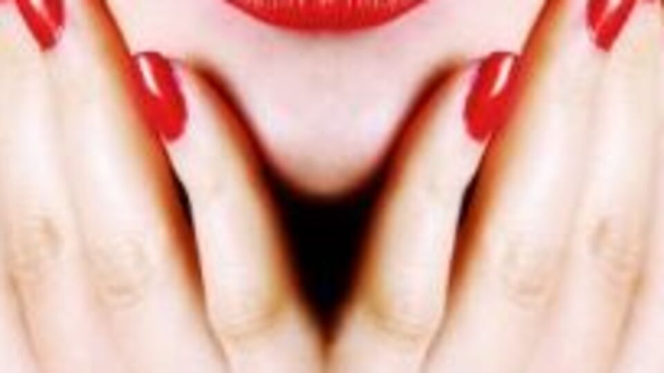 Diyanet'ten oje ve ruj açıklaması