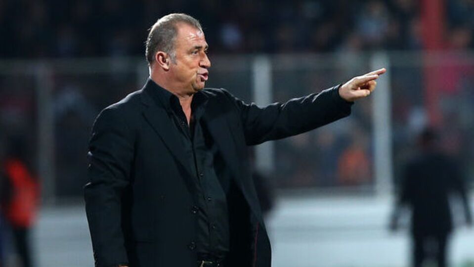 Terim, teknik adamlarla bir araya geliyor