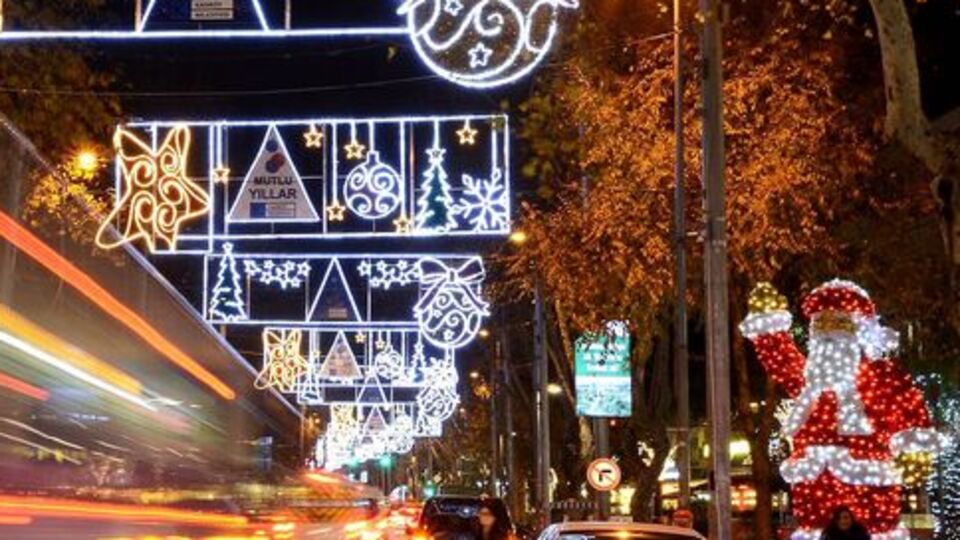 Bağdat Caddesi yılbaşına hazır