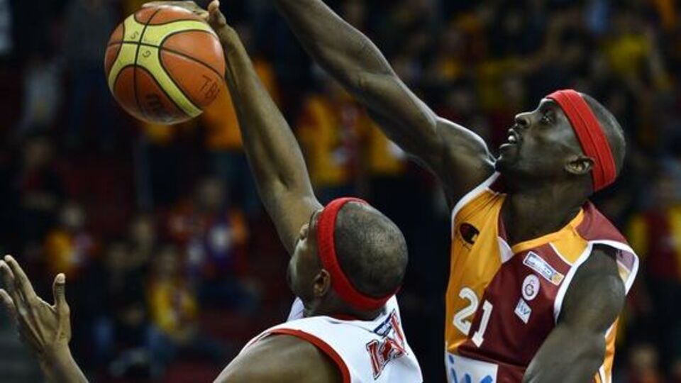 Aslan zorlanmadı