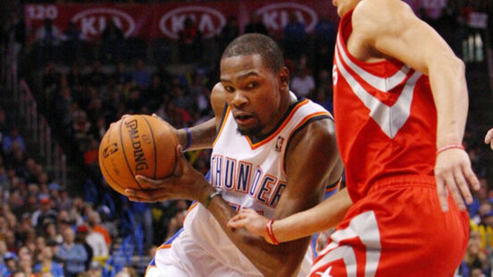 Thunder zirveyi bırakmıyor