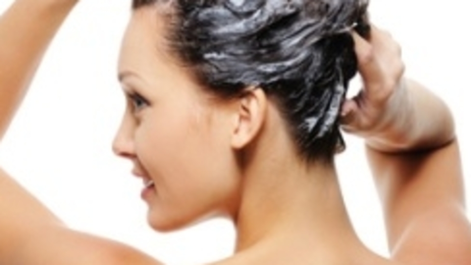 Saç temizliğinde karbonat