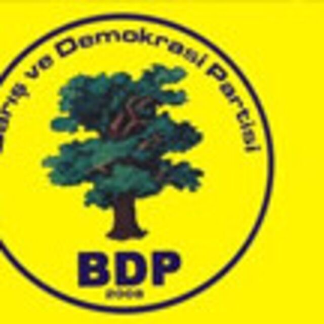 BDP'li milletvekilleri, Anayasa Mahkemesi'ne başvurdu