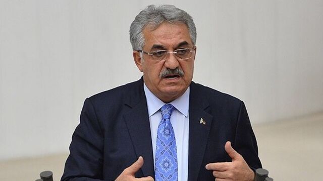 "Tırın bizim gümrük kapılarından çıkışı söz konusu değil"