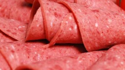 Sucuk, salam devine yabancı ortak!