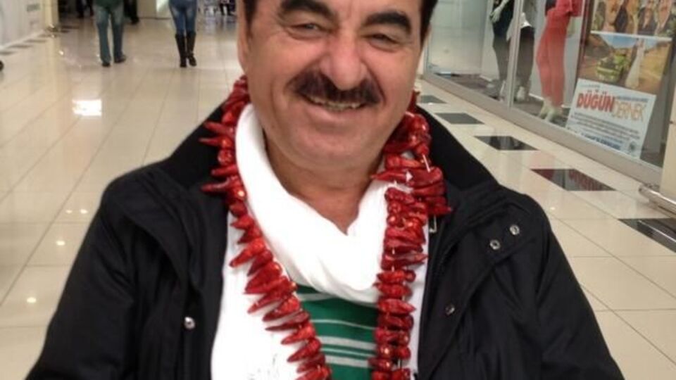 Acıyı kolye yaptı!