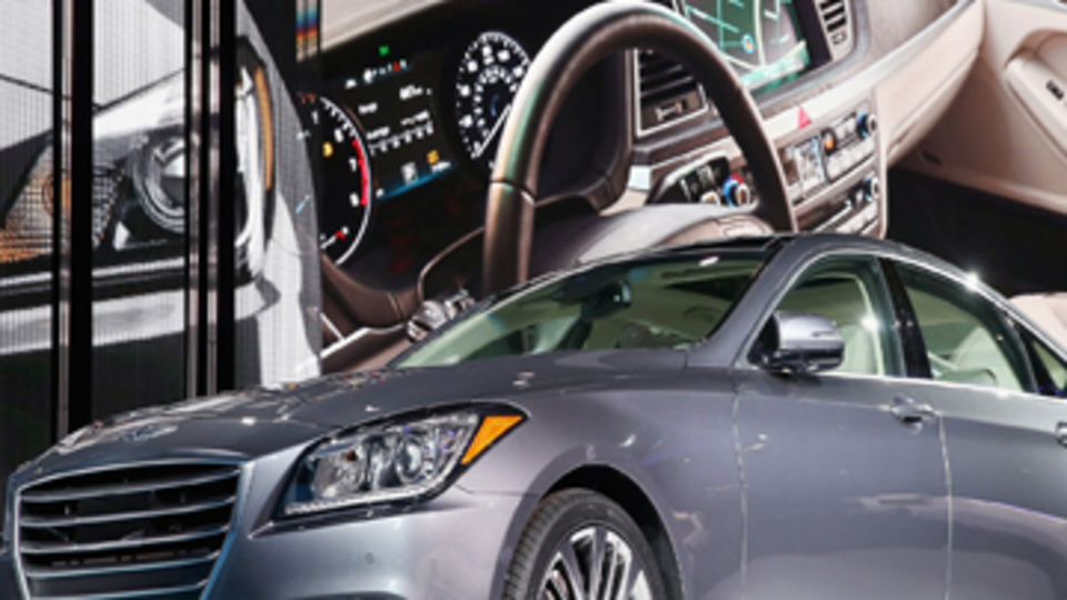 Yeni Hyundai Genesis görücüye çıktı!