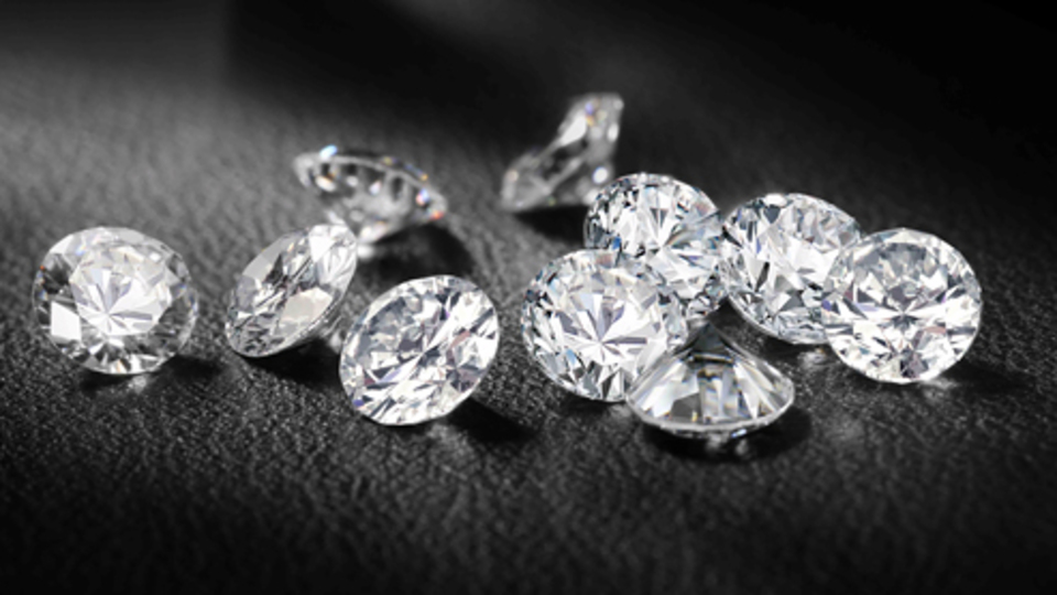 Pırlanta gibi geri adım!