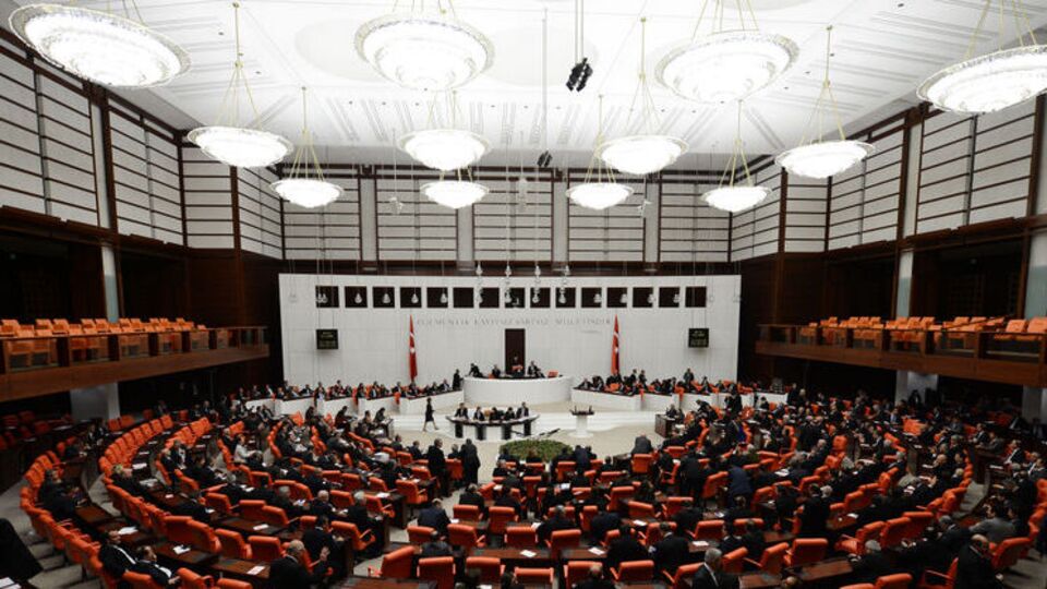 HSYK teklifi raporu gruplara dağıtıldı