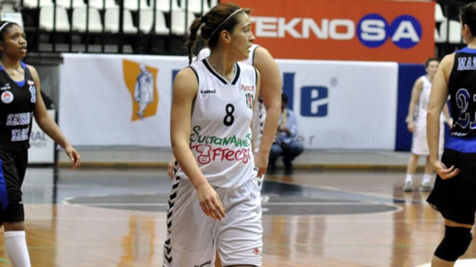 Beşiktaş evinde vuruldu