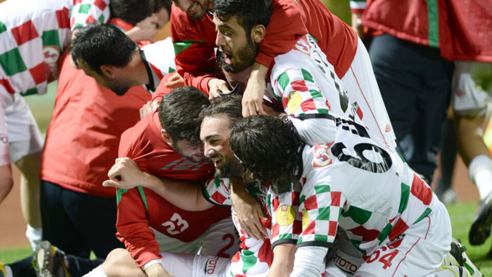 Karşıyaka deplasmanda güldü