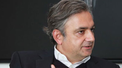 "İnternet yasası ters yöne saptırır"