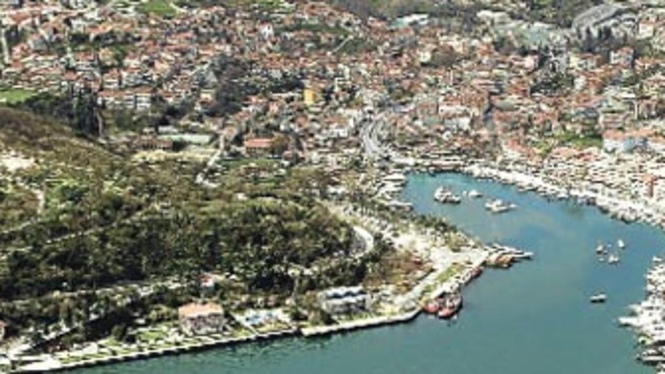 İstanbul'un göbeğinde dev arazi...