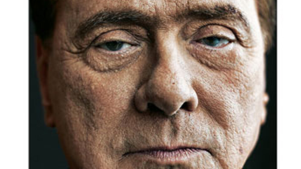 Berlusconi ilk kez makyajsız fotoğraf verdi