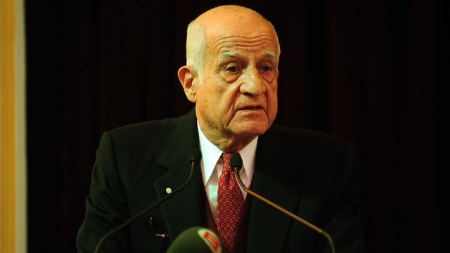 İnan Kıraç'a suç duyurusu