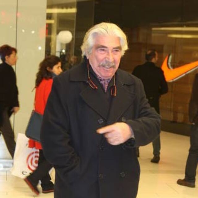 'Kendi tiyatromu kurdum'