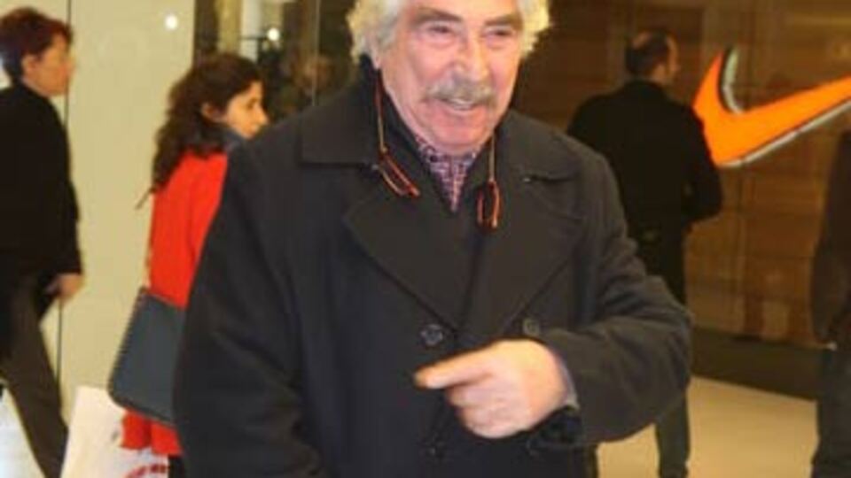 'Kendi tiyatromu kurdum'