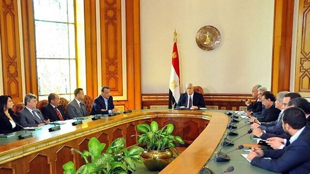 Mısır'da cumhurbaşkanlığı adaylığı yarışı başladı