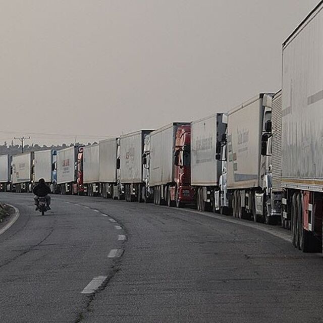 İpsala'da 16 kilometrelik kuyruk