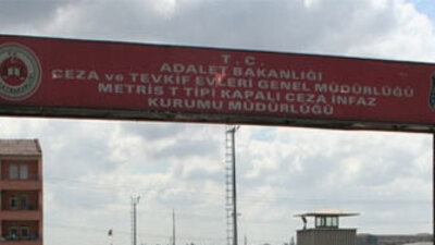 Metris Cezaevi önünde satırlı dehşet!