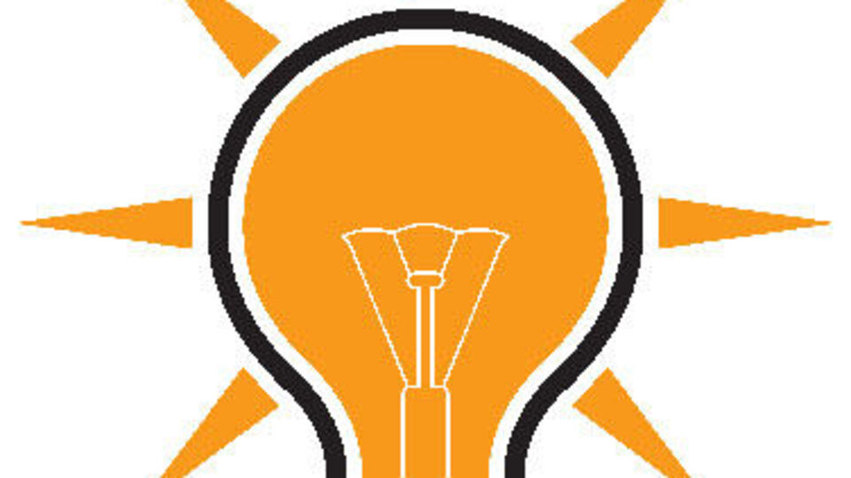 AK Parti'den art arda istifalar!