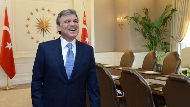 Gül'ün tavrı bekleniyor