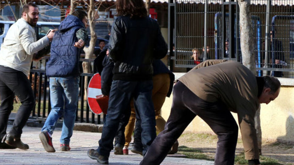 Eşcinsel oğlunu öldüren babaya ömür hapis