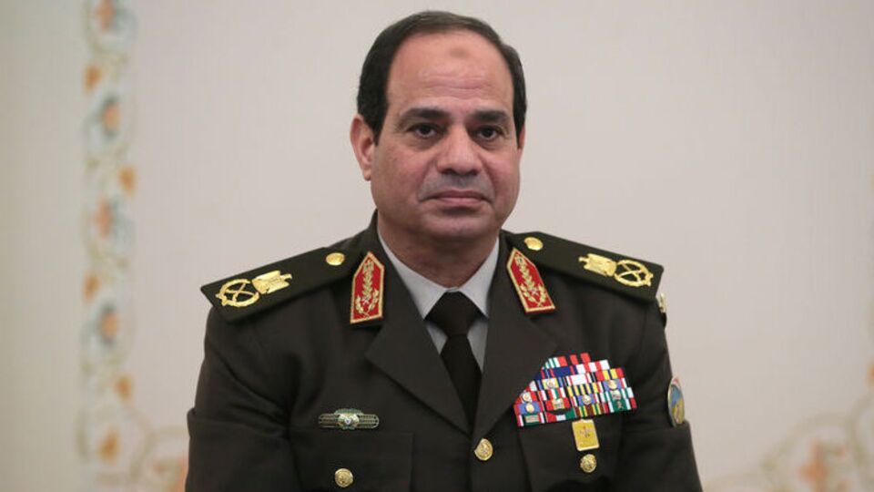 Sisi adaylığını açıkladı