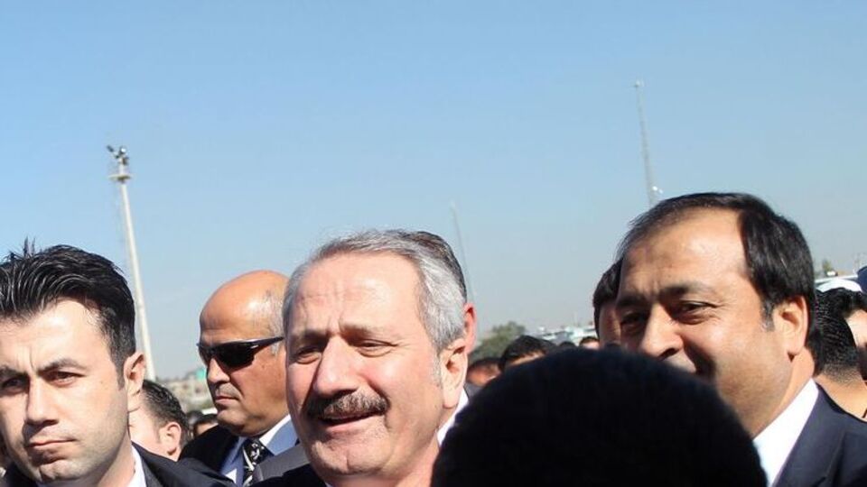 Zafer Çağlayan Metris'e gitti