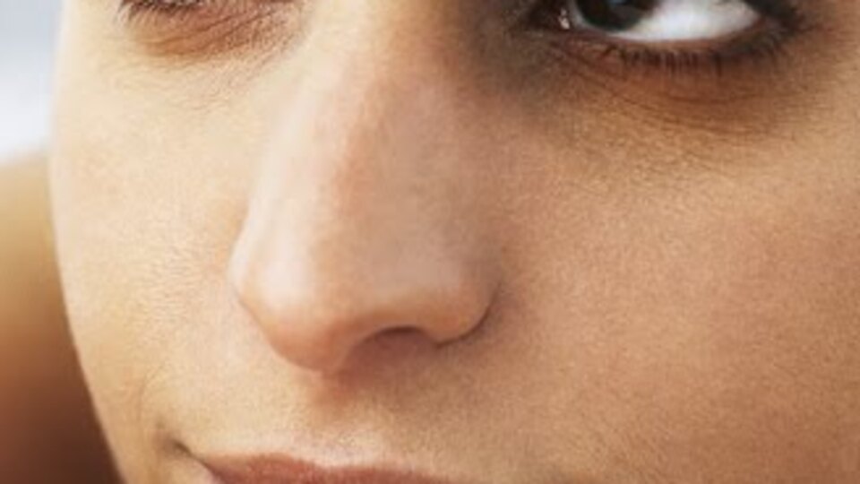 Göz altı morluğunuz varsa bunu yapın